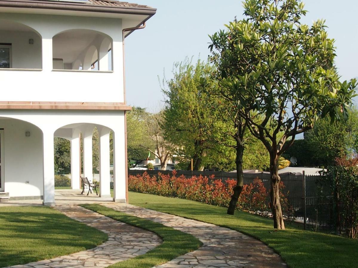 B&B Le Farfalle Onno Exterior foto